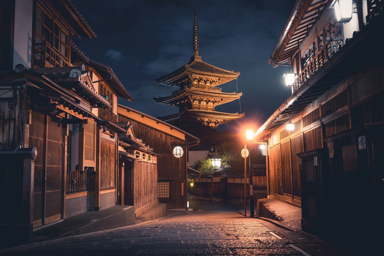 反芻思考上身，你的腦袋半夜又開始加班鬧脾氣